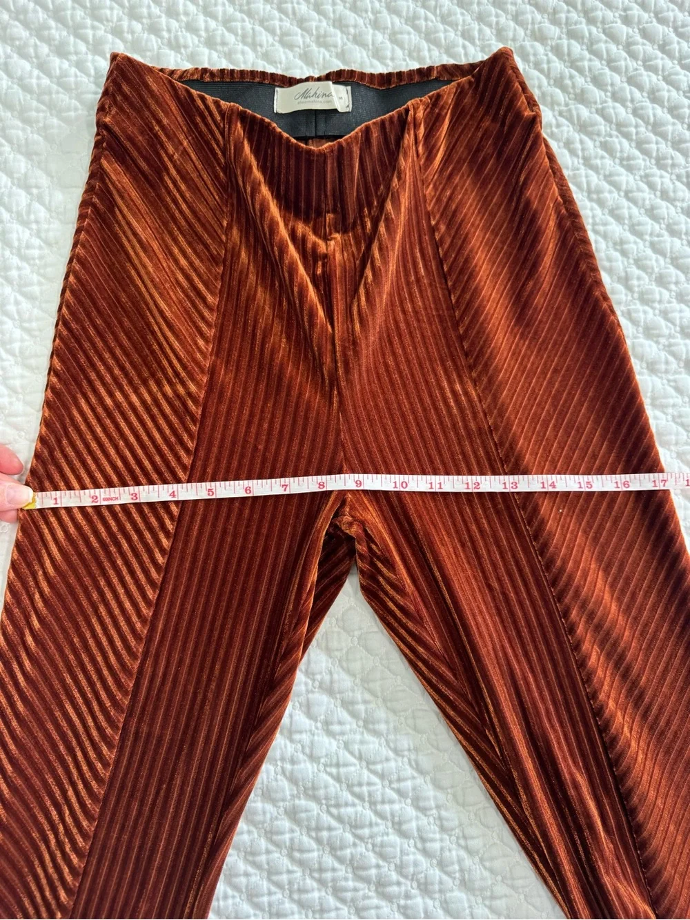 Mahina (local brand in Hawaii) high waisted ribbed flare pants - Picture 7 of 10